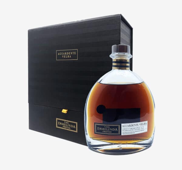 Aguardente Velha Casa Ermelinda Freitas | 70 cl